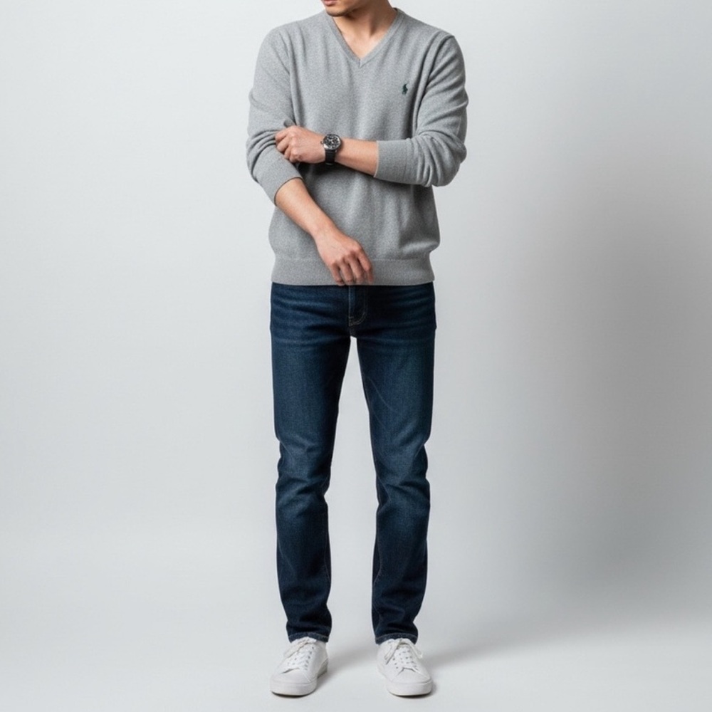 Ralph Lauren Men’s V neck cotton sweater